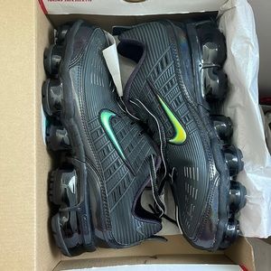 Nike Air Vapormax Plus